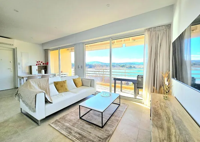 Apartment Venise1, Front De Mer, Vue Etang, Clim